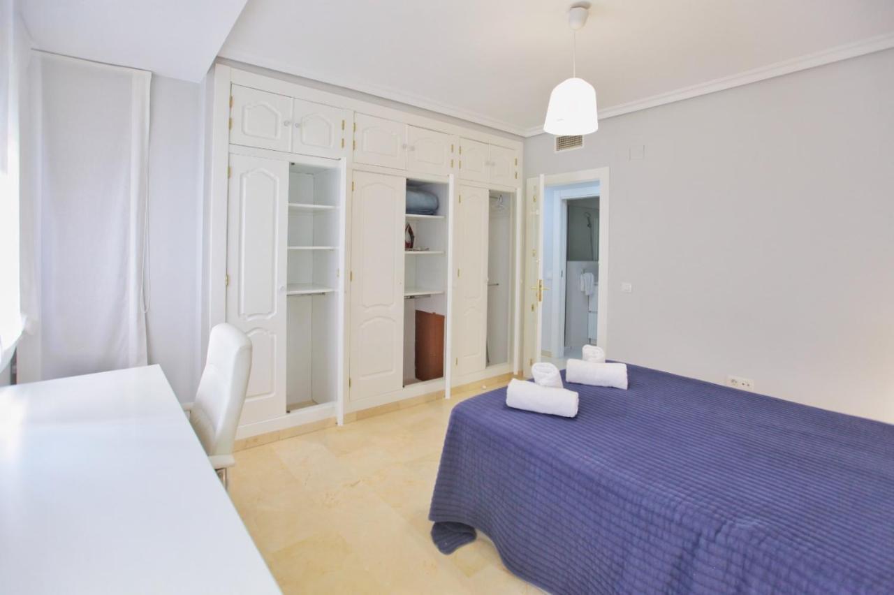 Albeniz Apartment กอร์โดบา ภายนอก รูปภาพ