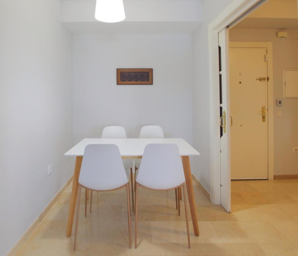 Albeniz Apartment กอร์โดบา ภายนอก รูปภาพ