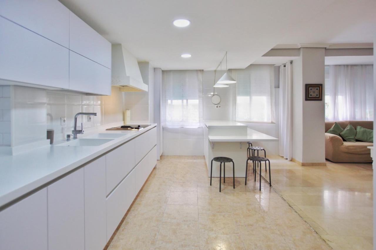 Albeniz Apartment กอร์โดบา ภายนอก รูปภาพ